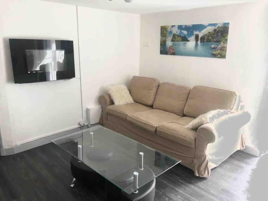 Logement Appartement Bourget Le Bourget Buitenkant foto