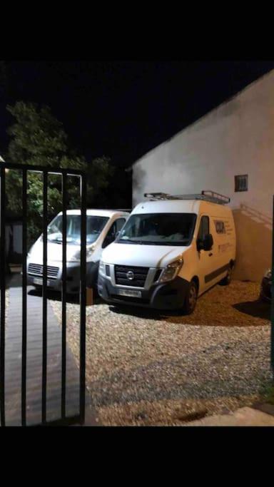 Logement Appartement Bourget Le Bourget Buitenkant foto