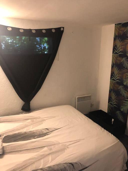 Logement Appartement Bourget Le Bourget Buitenkant foto